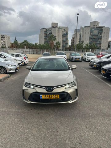 מודעת רכב טויוטה קורולה