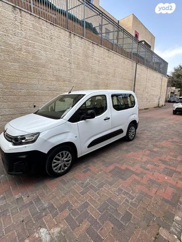 מודעת רכב סיטרואן ברלינגו