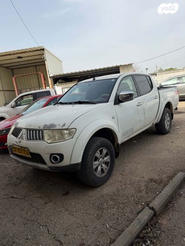 מודעת רכב מיצובישי טרייטון / L200