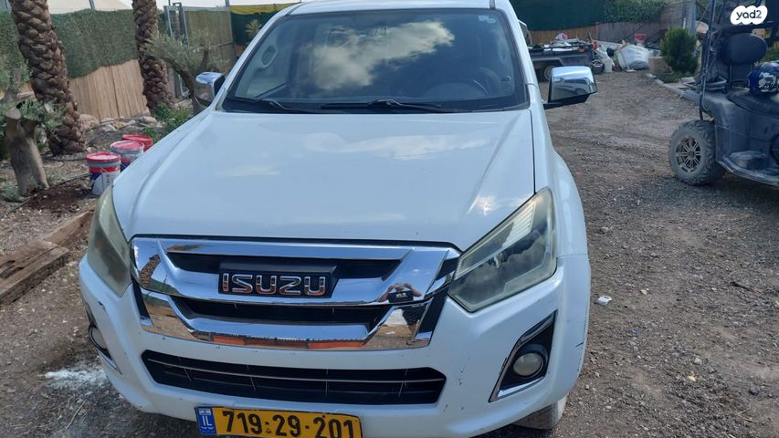 מודעת רכב איסוזו די-מקס