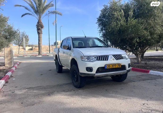 מודעת רכב מיצובישי טרייטון / L200