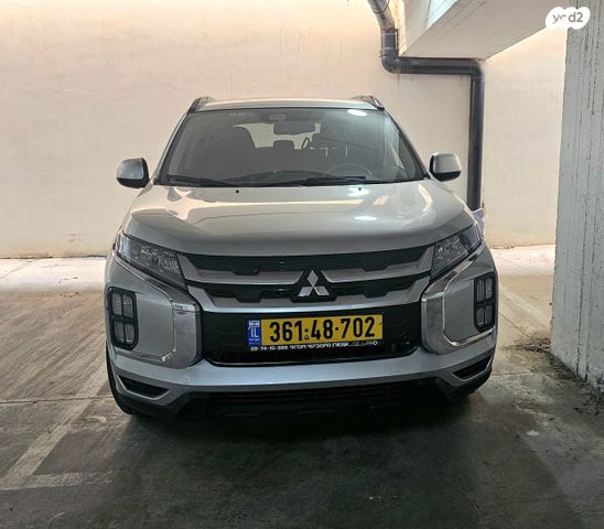 מודעת רכב מיצובישי ASX