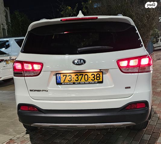 מודעת רכב קיה סורנטו