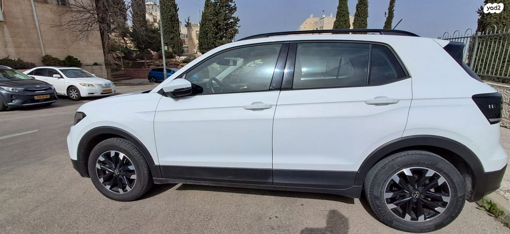 מודעת רכב פולקסווגן T-קרוס