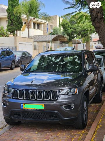 מודעת רכב ג'יפ גרנד צ'ירוקי