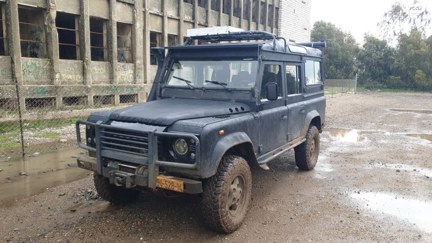 מודעת רכב לנד רובר דיפנדר