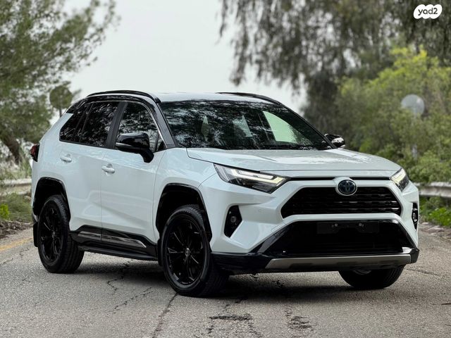מודעת רכב טויוטה RAV4