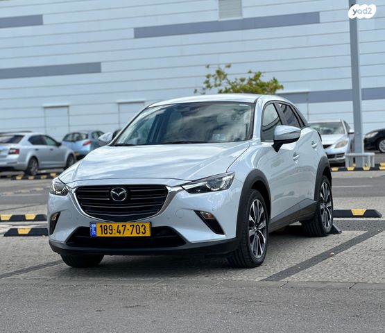 מודעת רכב מאזדה CX-3