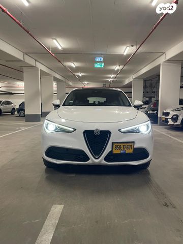 מודעת רכב אלפא רומיאו סטלביו