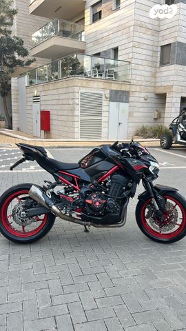 מודעת רכב קאוואסאקי Z900