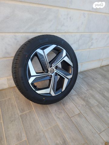 feedItemObj.data.row_1