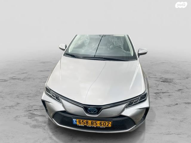 מודעת רכב טויוטה קורולה