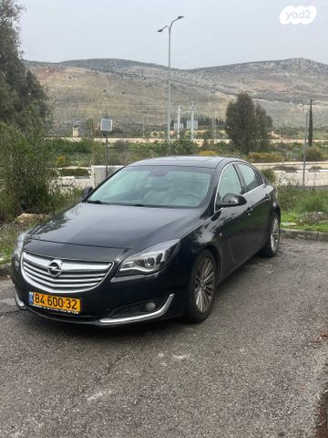 מודעת רכב אופל אינסיגניה