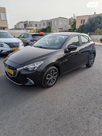 מודעת רכב מאזדה 2