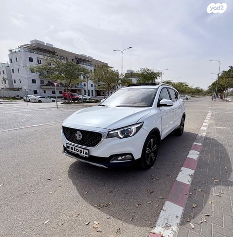 מודעת רכב אם ג'י ZS