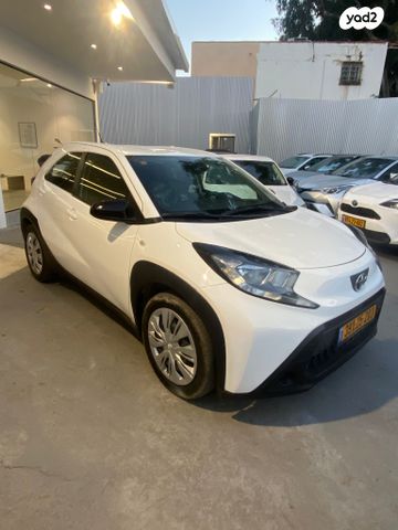 מודעת רכב טויוטה אייגו X