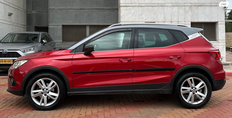 מודעת רכב סיאט ארונה