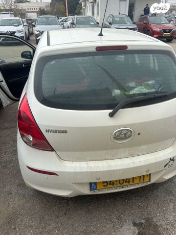מודעת רכב יונדאי i20