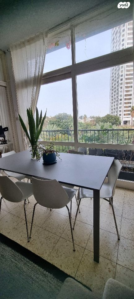 שדרות בן גוריון 94