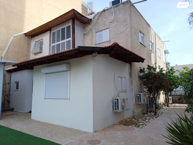 אריה בן אליעזר 18