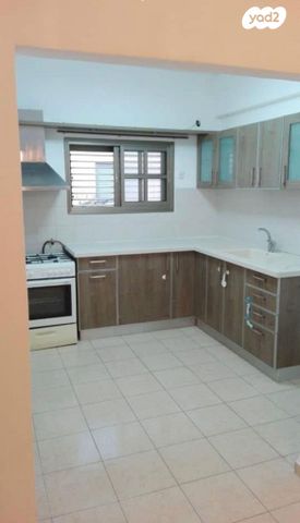 קרפל ליפא 24