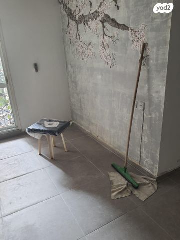 הנוער העובד 10