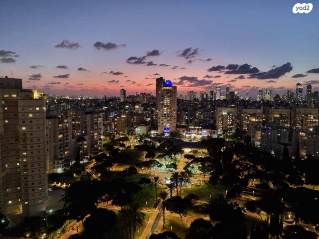 ד"ר יוחנן בדר 10