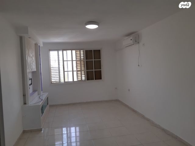 יצחק גרינבוים 37