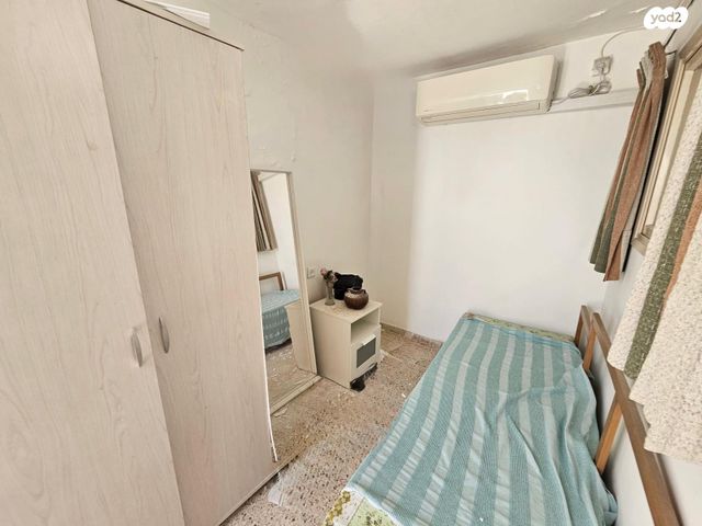 שדרות בן ציון 16