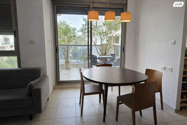 חנה רובינא 1