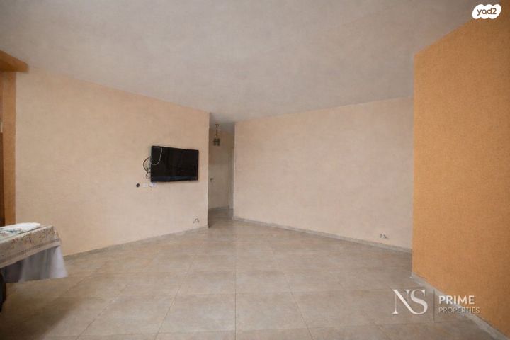 אבות ישורון 9