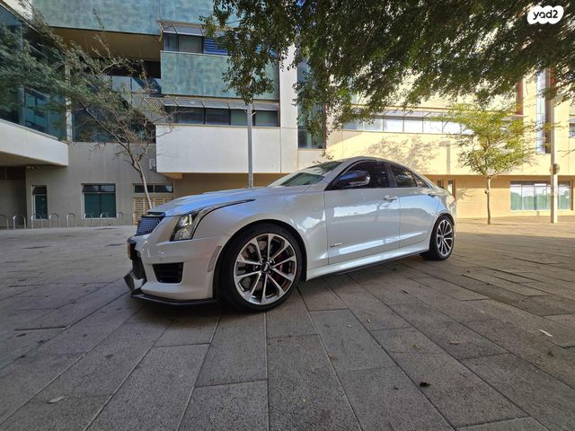 מודעת רכב קאדילק ATS