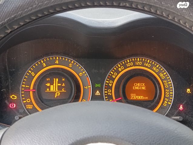 מודעת רכב טויוטה קורולה