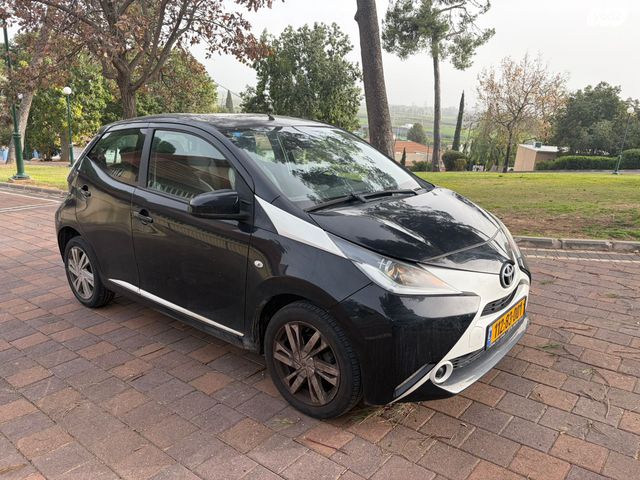 מודעת רכב טויוטה אייגו