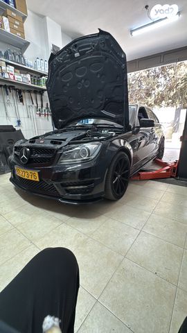 מודעת רכב מרצדס-בנץ C-class