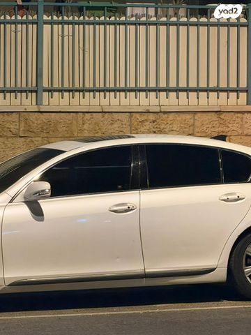 מודעת רכב לקסוס GS