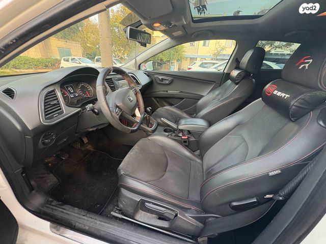 מודעת רכב סיאט לאון