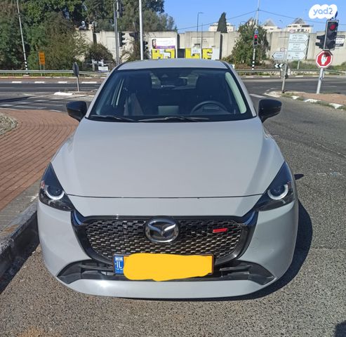 מודעת רכב מאזדה 2