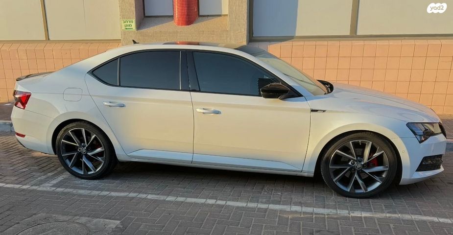 מודעת רכב סקודה סופרב