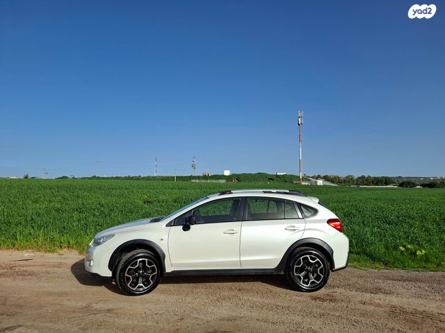 מודעת רכב סובארו XV