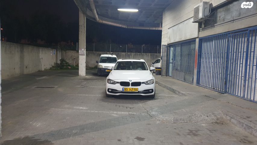 מודעת רכב ב מ וו סדרה 3