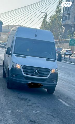 מודעת רכב מרצדס-בנץ ספרינטר