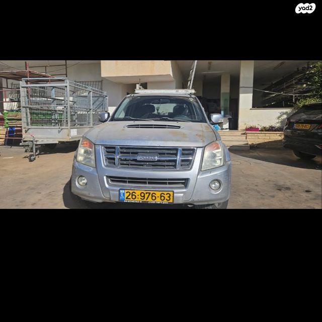 מודעת רכב איסוזו די-מקס