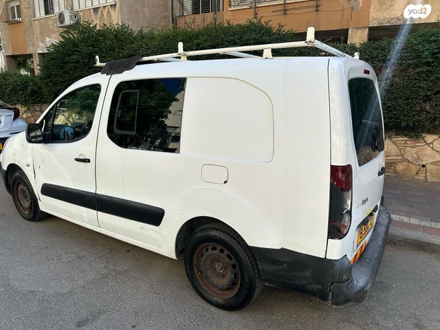 מודעת רכב סיטרואן ברלינגו