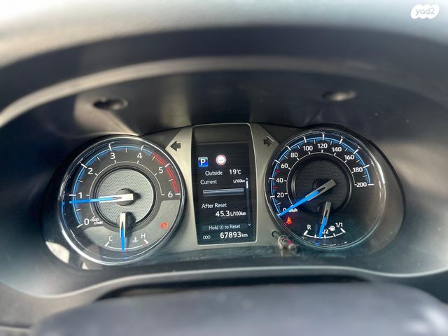 מודעת רכב טויוטה היילקס