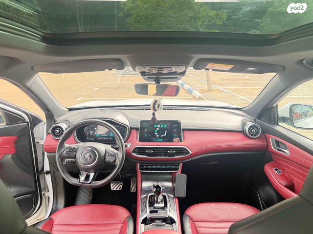 מודעת רכב אם ג'י EHS PHEV