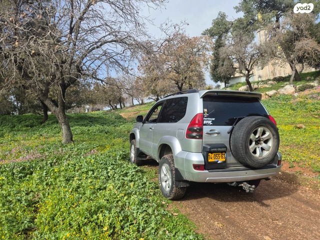מודעת רכב טויוטה לנד קרוזר