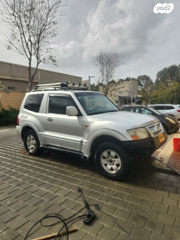 מודעת רכב מיצובישי פג'רו