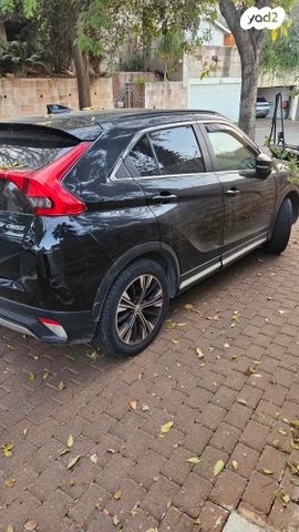 מודעת רכב מיצובישי אקליפס קרוס