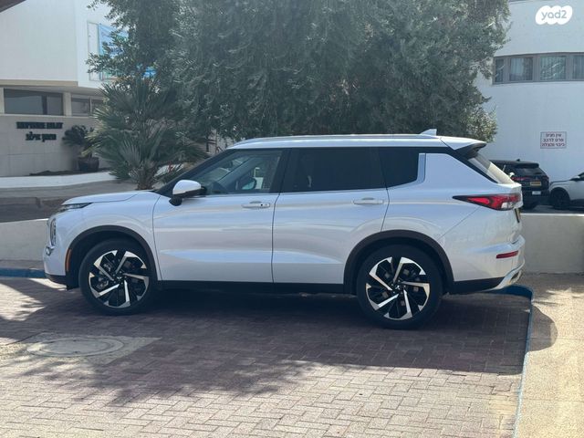 מודעת רכב מיצובישי אאוטלנדר